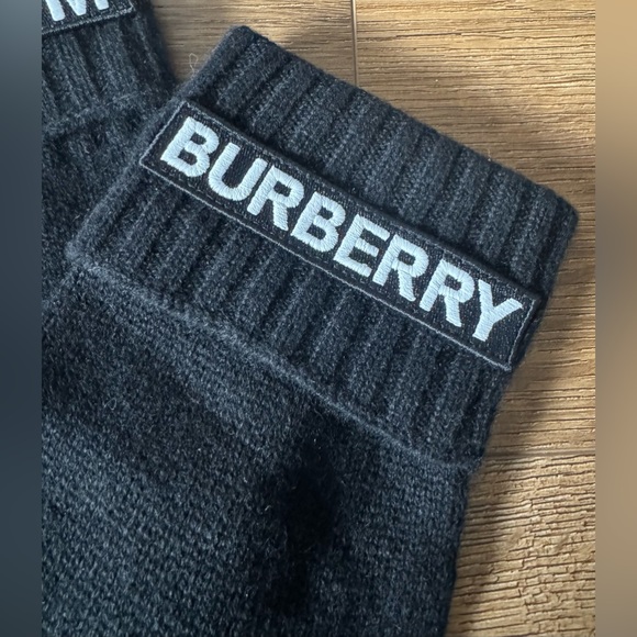 BURBERRY-AUTHENTIC (NWT) Unisex Black Cashmere Knit Gloves with Embroidery - Picture 9 of 15